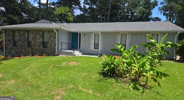 Photo of 907 Strawberry Ct, Ellenwood, GA 30294