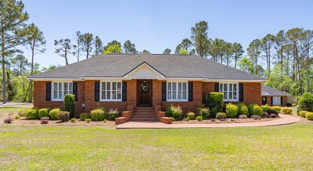 Photo of 155 Greenwood Dr, Broxton, GA 31519