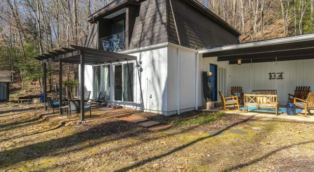 Photo of 221 White Strasse, Helen, GA 30545