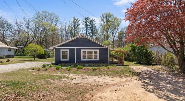 Photo of 142 Galloway St, Cornelia, GA 30531