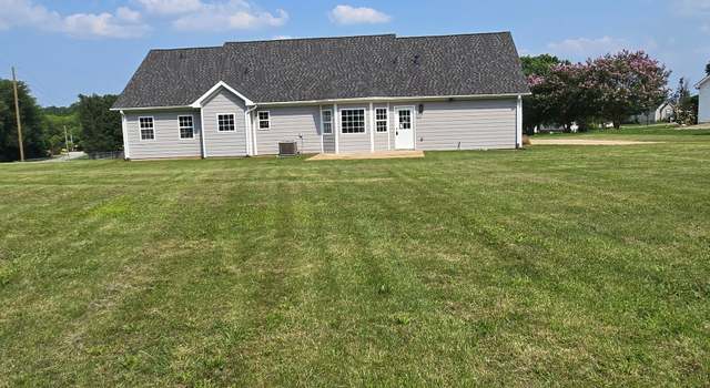 Photo of 388 Kay Dr, Winder, GA 30680