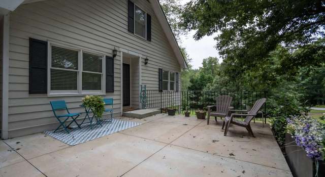 Photo of 1020 Barnett Pl, Athens, GA 30605