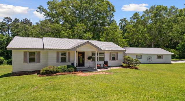 Photo of 204 First St, Bowdon, GA 30108