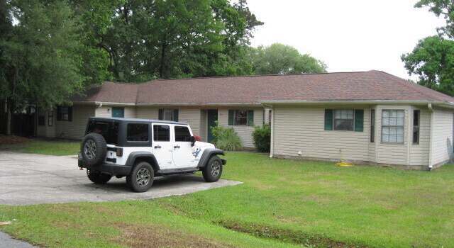 Photo of 511 S Arizona St, Kingsland, GA 31548