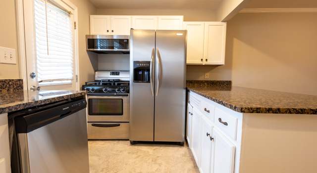 Photo of 4282 Roswell Rd NW Unit D2, Atlanta, GA 30342