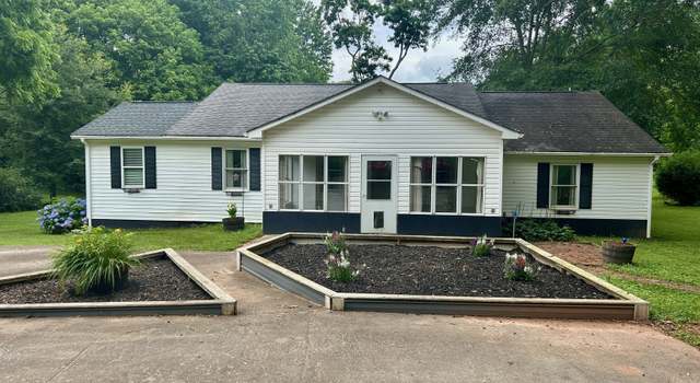 Photo of 34 Sugarloaf Dr, Cleveland, GA 30528