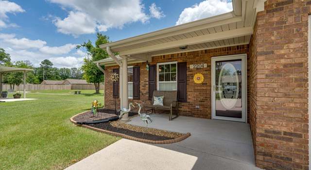 Photo of 2204 Applebrook Dr, Rossville, GA 30741