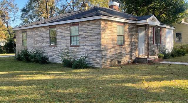 Photo of 202 Meadowdale Dr, Warner Robins, GA 31088