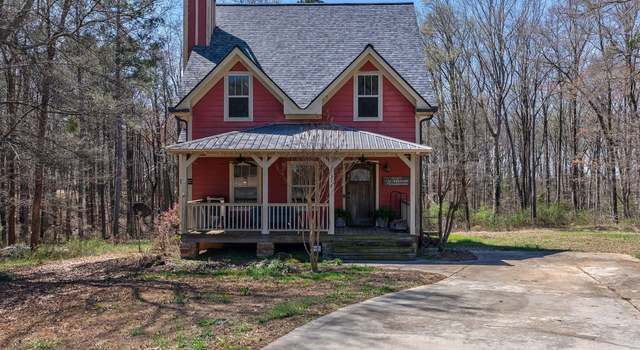 Photo of 378 Live Oak Ln, Comer, GA 30629