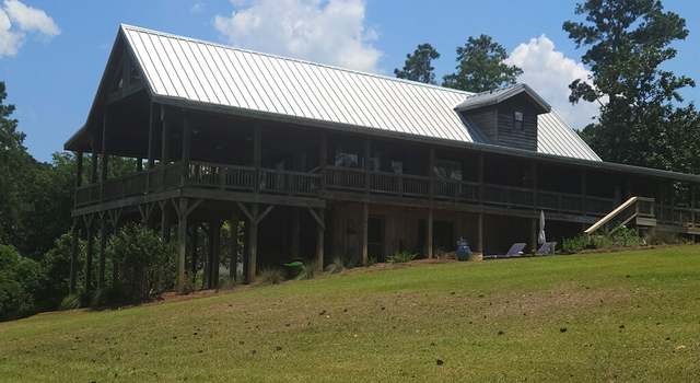 Photo of 233 Englewood Dr, Abbeville, AL 36310