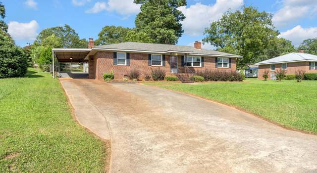Photo of 815 Hillcrest Dr, Washington, GA 30673