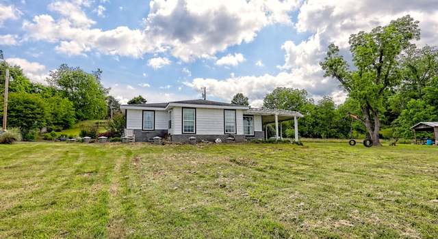 Photo of 1722 Abe Cove Rd, Hiawassee, GA 30546