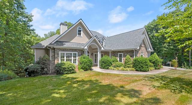 Photo of 626 Oak Pointe Dr, Cleveland, GA 30528