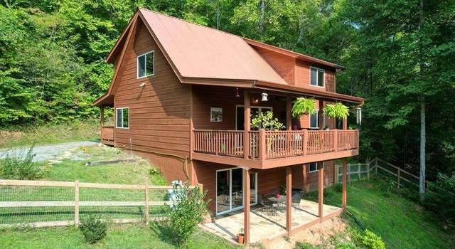 Photo of 154 Anns Ln, Hayesville, NC 28904