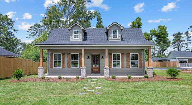 Photo of 2204 N Oak St, Valdosta, GA 31602