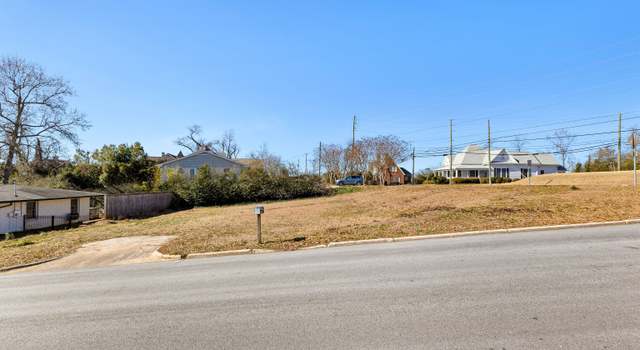 Photo of 112 Lagrange St, Newnan, GA 30263