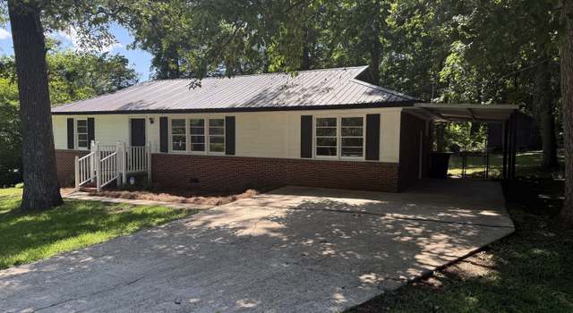 Photo of 105 Dogwood Dr, Lagrange, GA 30240