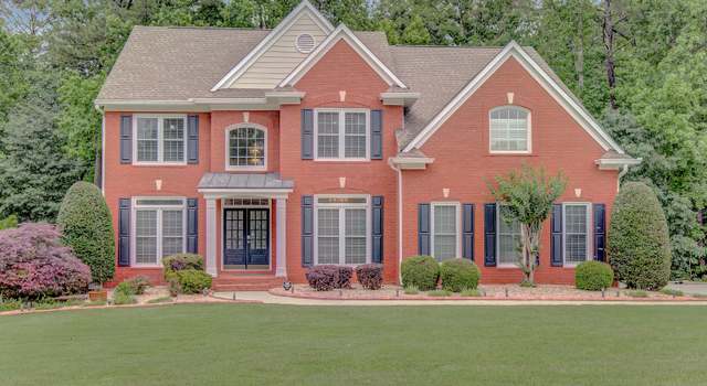 Photo of 165 Hidden Lake Dr, Fayetteville, GA 30215