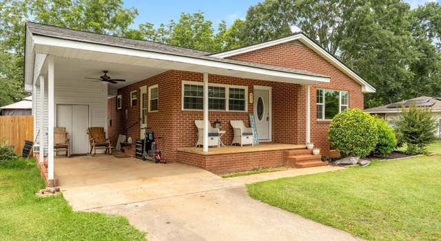 Photo of 836 Berkshire Dr, Washington, GA 30673