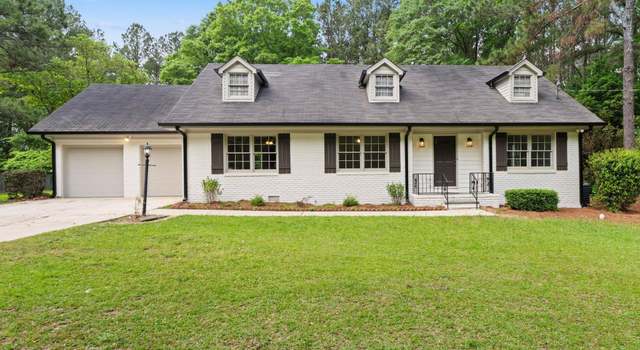 Photo of 380 Grady Ave, Fayetteville, GA 30214