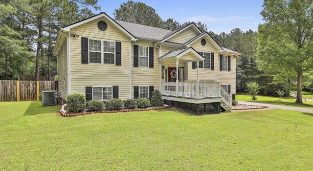 Photo of 160 Huntington Ct, Newnan, GA 30265