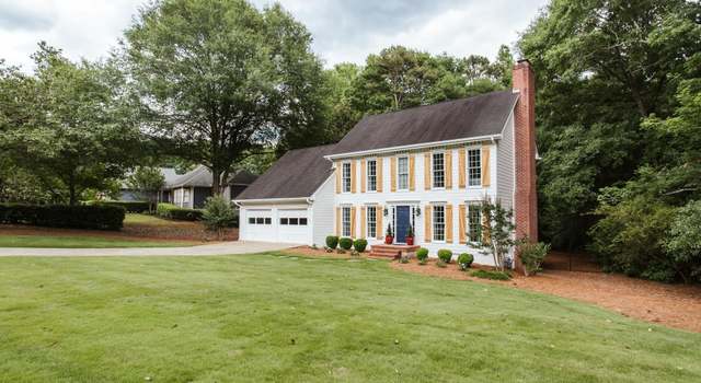 Photo of 440 Greystone Ter, Athens, GA 30606