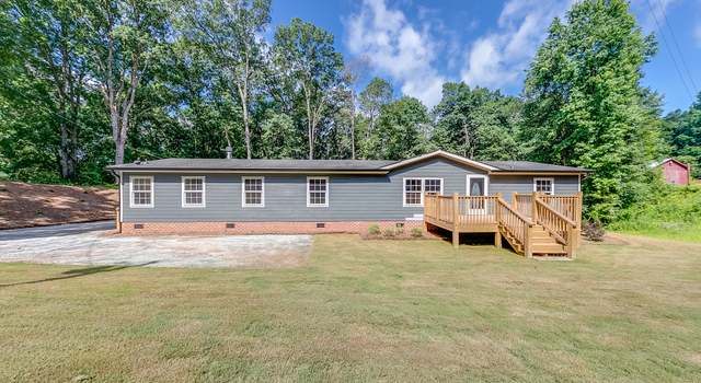 Photo of 605 Pearwood Rd, Royston, GA 30662