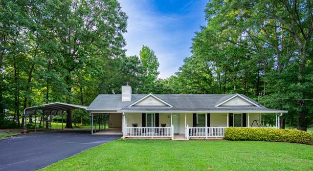 Photo of 865 Waterview Dr, Lagrange, GA 30240