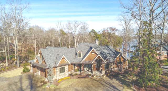 Photo of 2536 Club Dr, Gainesville, GA 30506