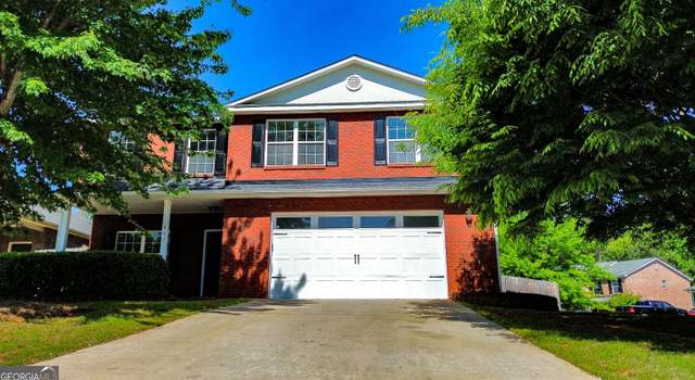 Photo of 417 Bell Flower Trl, Locust Grove, GA 30248