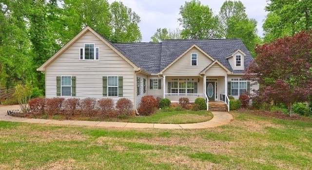 Photo of 113 Lake Chase Dr, Griffin, GA 30224