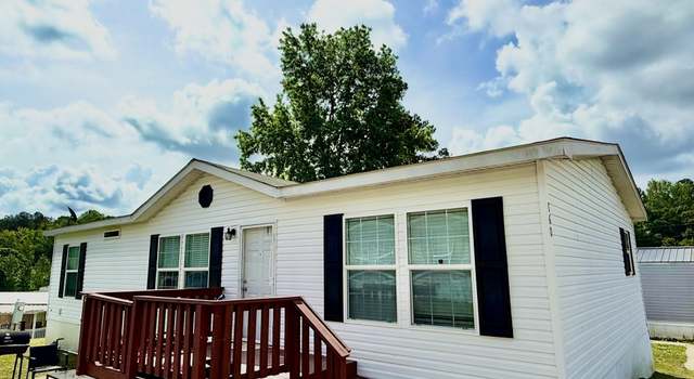 Photo of 160 Rampart Ln, Fayetteville, GA 30214