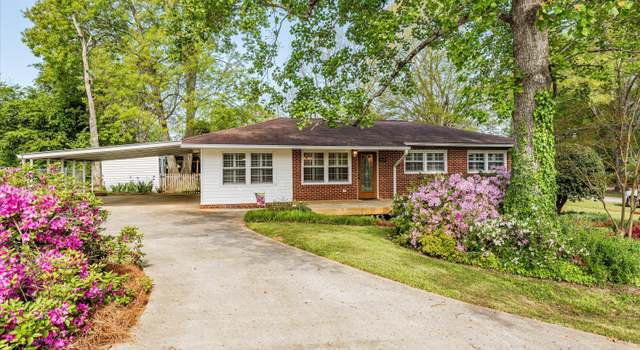 Photo of 832 Berkshire Dr, Washington, GA 30673