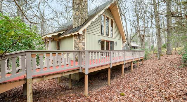 Photo of 374 W Sugarbush Dr, Sky Valley, GA 30537