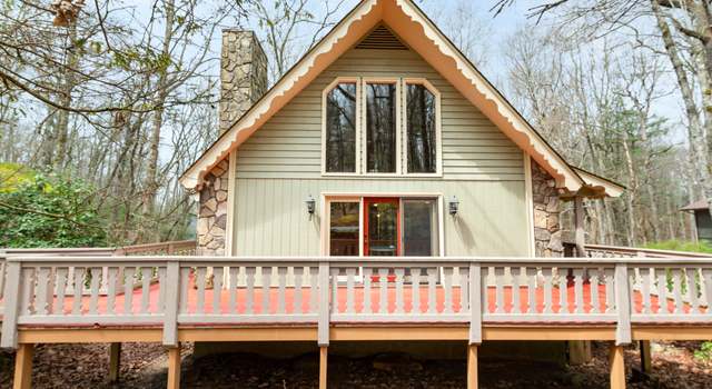 Photo of 374 W Sugarbush Dr, Sky Valley, GA 30537