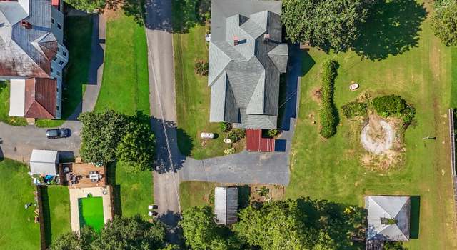 Photo of 863 Jackson St, Locust Grove, GA 30248