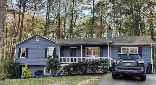 Photo of 3750 Creekwood Dr, Loganville, GA 30052