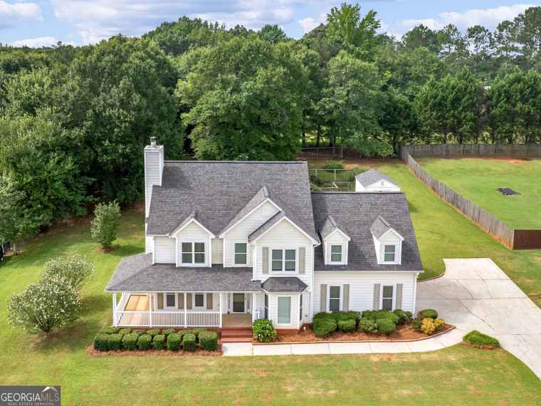 Photo of 794 Daileys Creek Dr Mcdonough, GA 30253