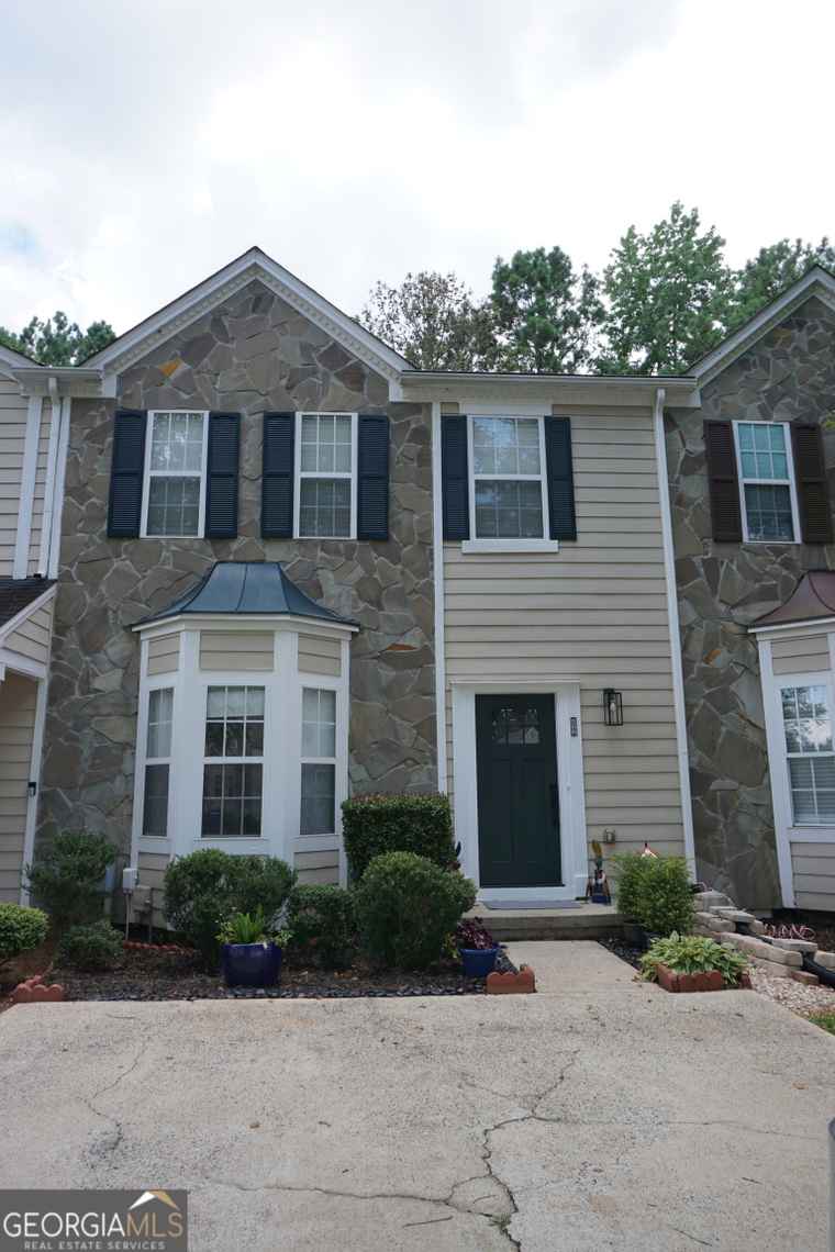 Photo of 2566 Summit Cove Dr Duluth, GA 30097