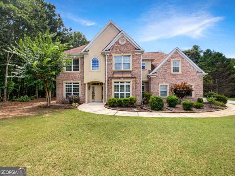 Photo of 175 Stillwood Dr Fayetteville, GA 30215