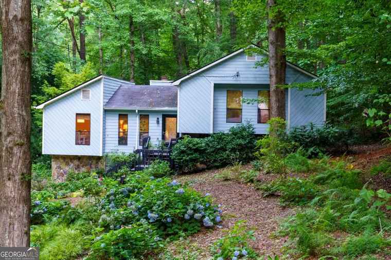 Photo of 706 Magnolia Way Woodstock, GA 30188