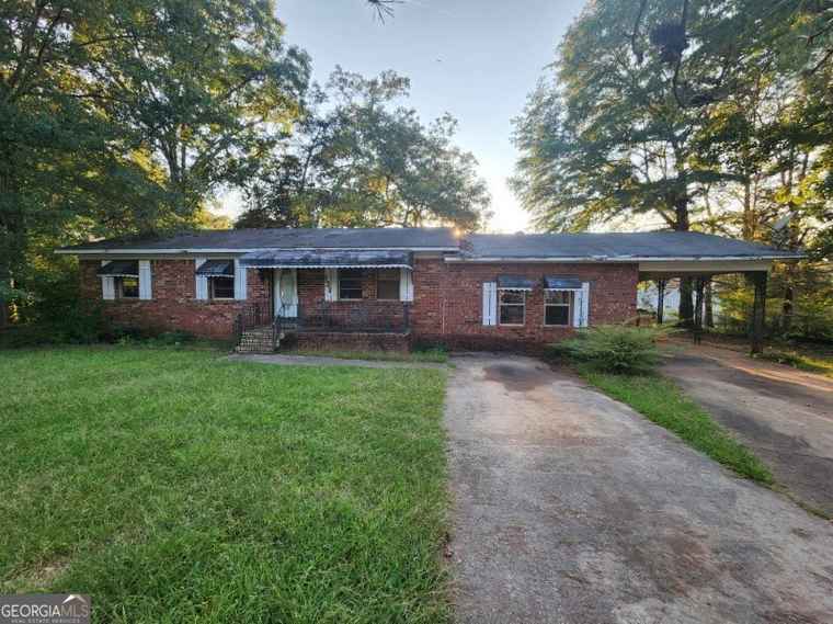 Photo of 131 Washington St Mcdonough, GA 30253