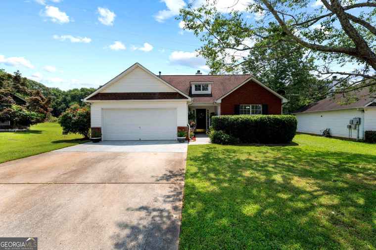 Photo of 8180 Chapman Ter Mcdonough, GA 30252