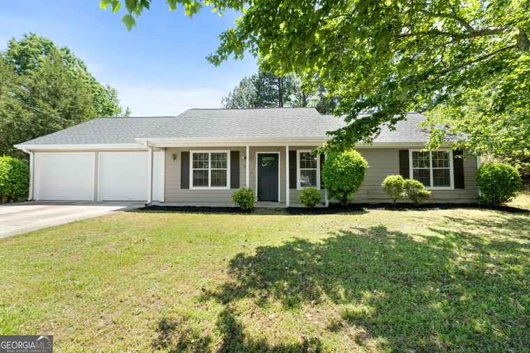 Photo of 1425 Meadowind Ct SW Conyers, GA 30094