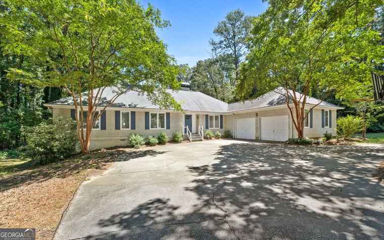 Photo of 440 Burke Cir Mcdonough, GA 30253