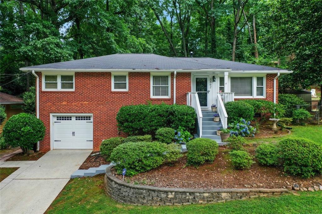 2462 Hunting Valley Dr, Decatur, GA 30033 | MLS# 6903714 | Redfin