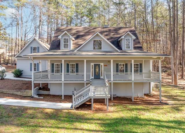 Property at 3820 Mink Livsey Rd, Snellville, GA 30039, 4 beds, 3 baths