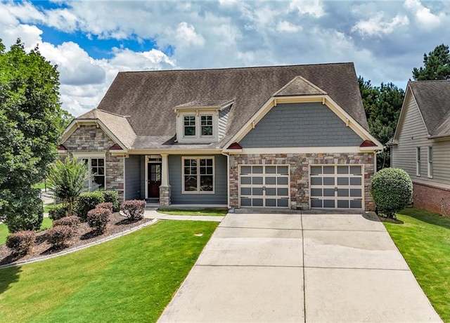 Property at 21 Creekview Dr SE, Cartersville, GA 30120, 3 beds, 2.5 baths