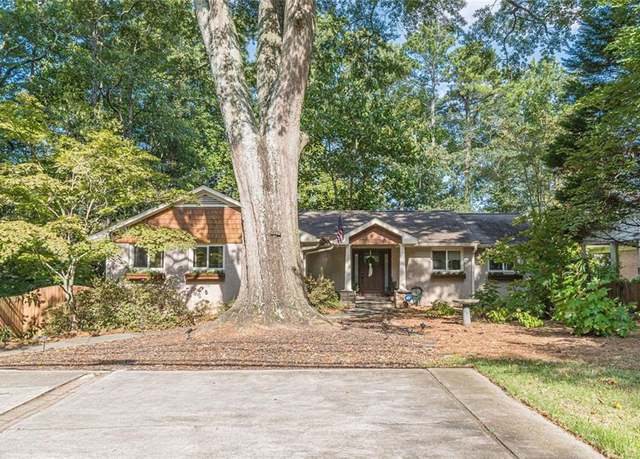 Property at 1404 Briarcliff Rd NE, Atlanta, GA 30306, 3 beds, 2 baths