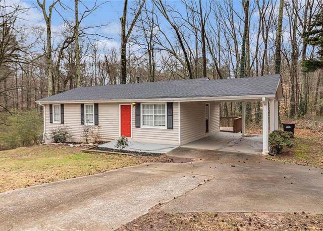 Property at 3552 Meadowview Dr, Lithia Springs, GA 30122, 4 beds, 2 baths